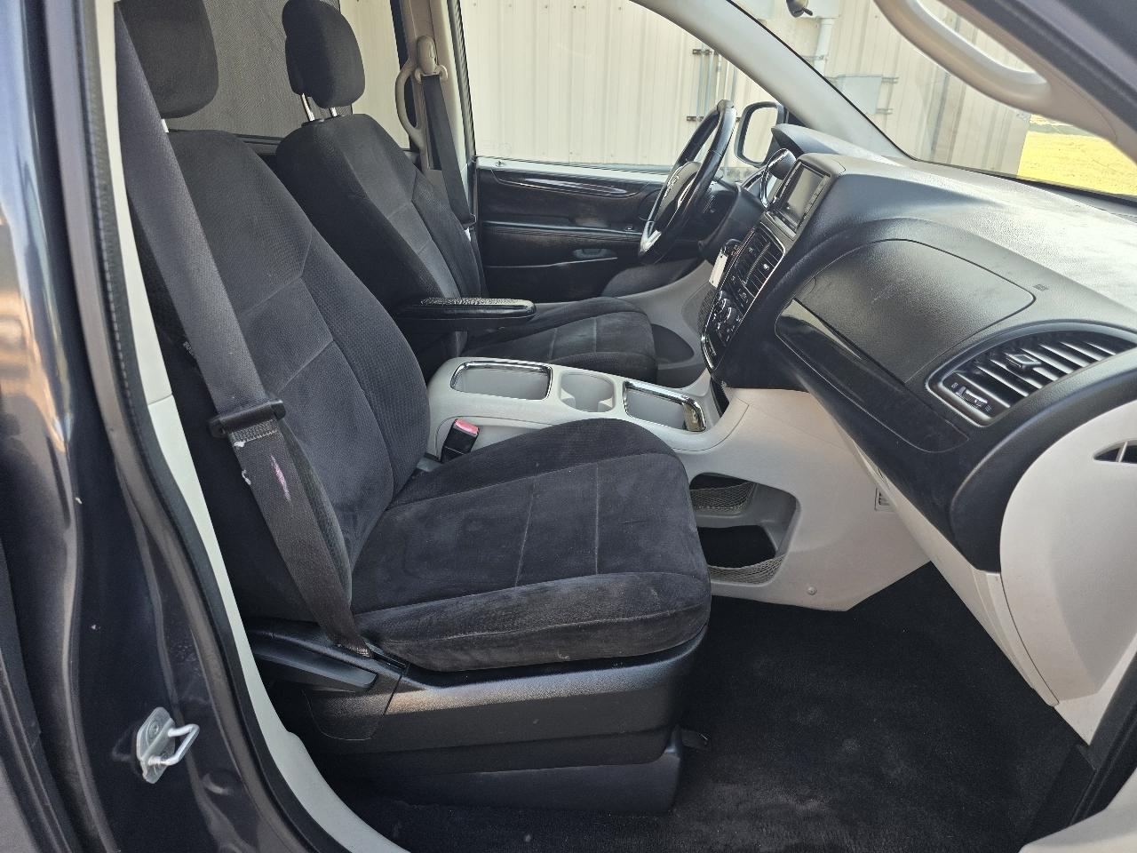 Dodge Grand Caravan SXT 2013