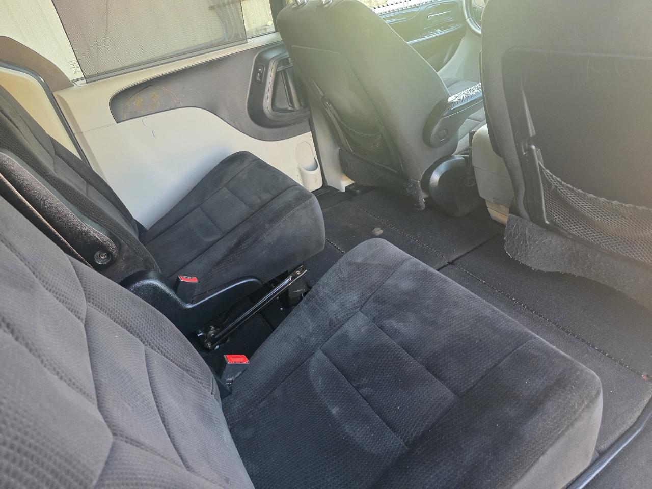 Dodge Grand Caravan SXT 2013