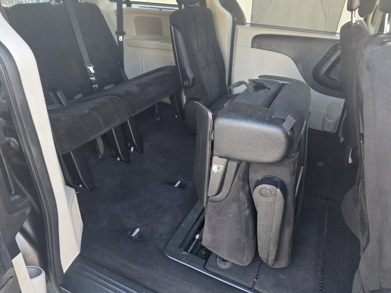 Dodge Grand Caravan SXT 2013