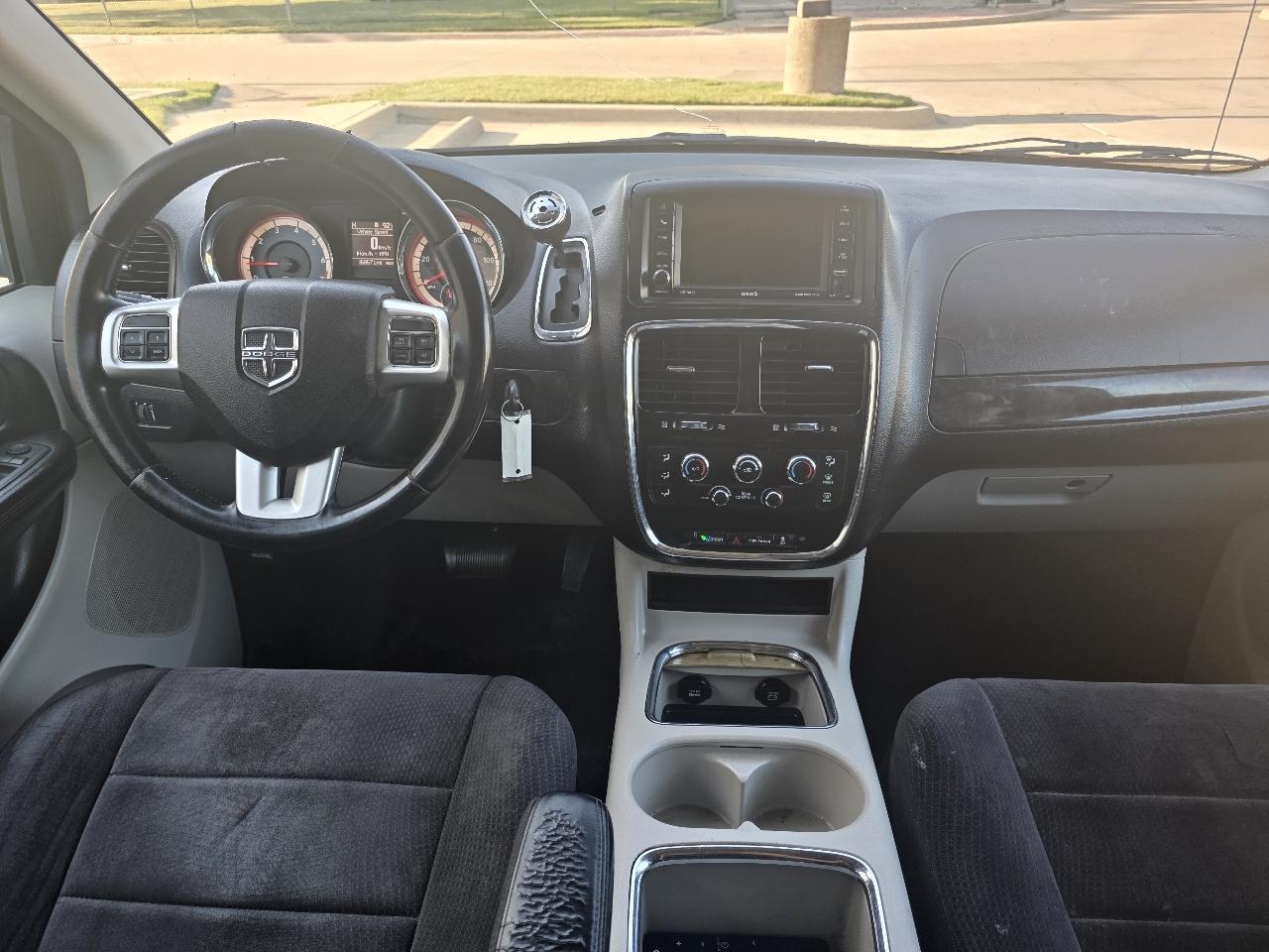 Dodge Grand Caravan SXT 2013