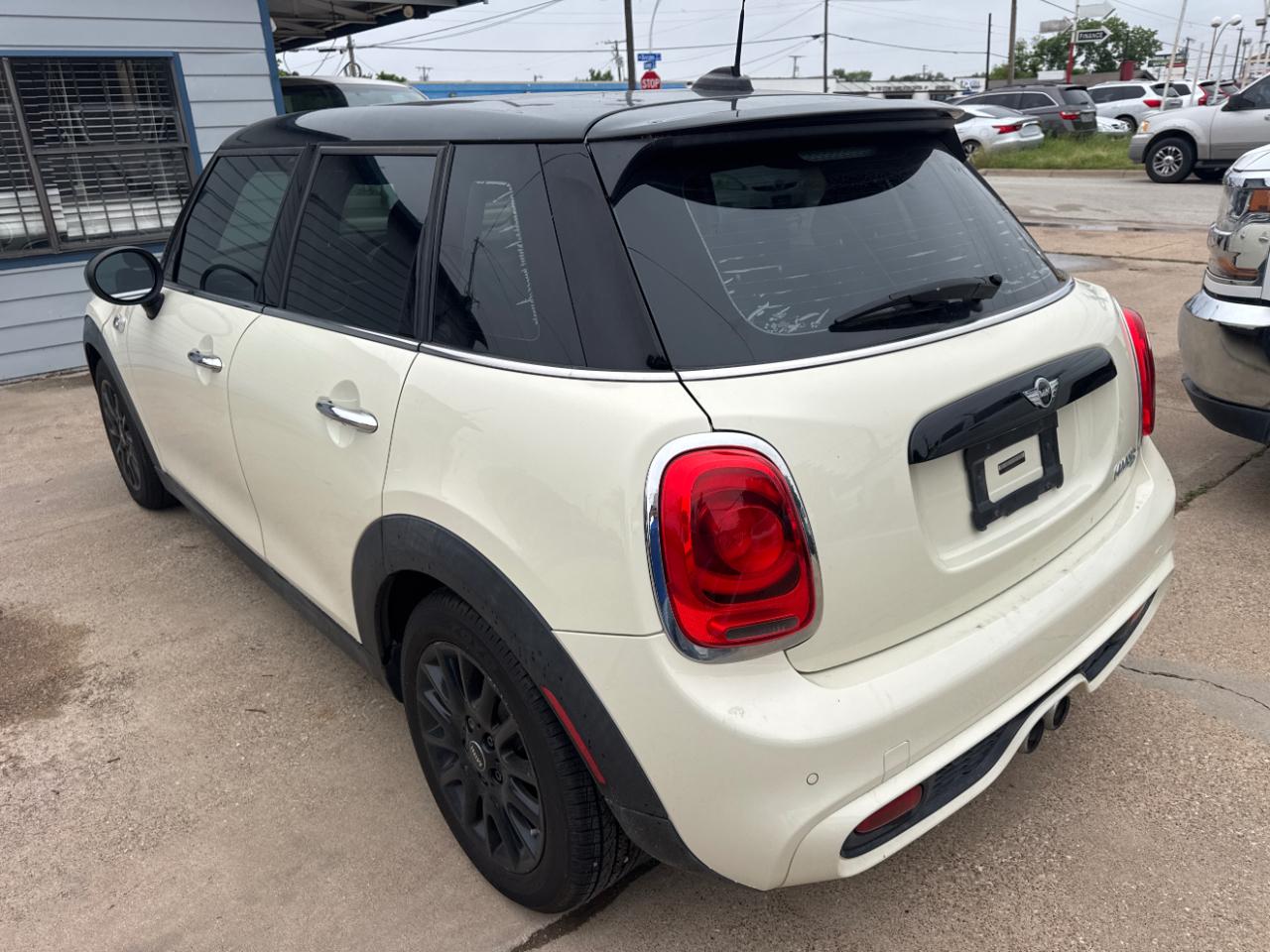 MINI Cooper S 4-Door 2018
