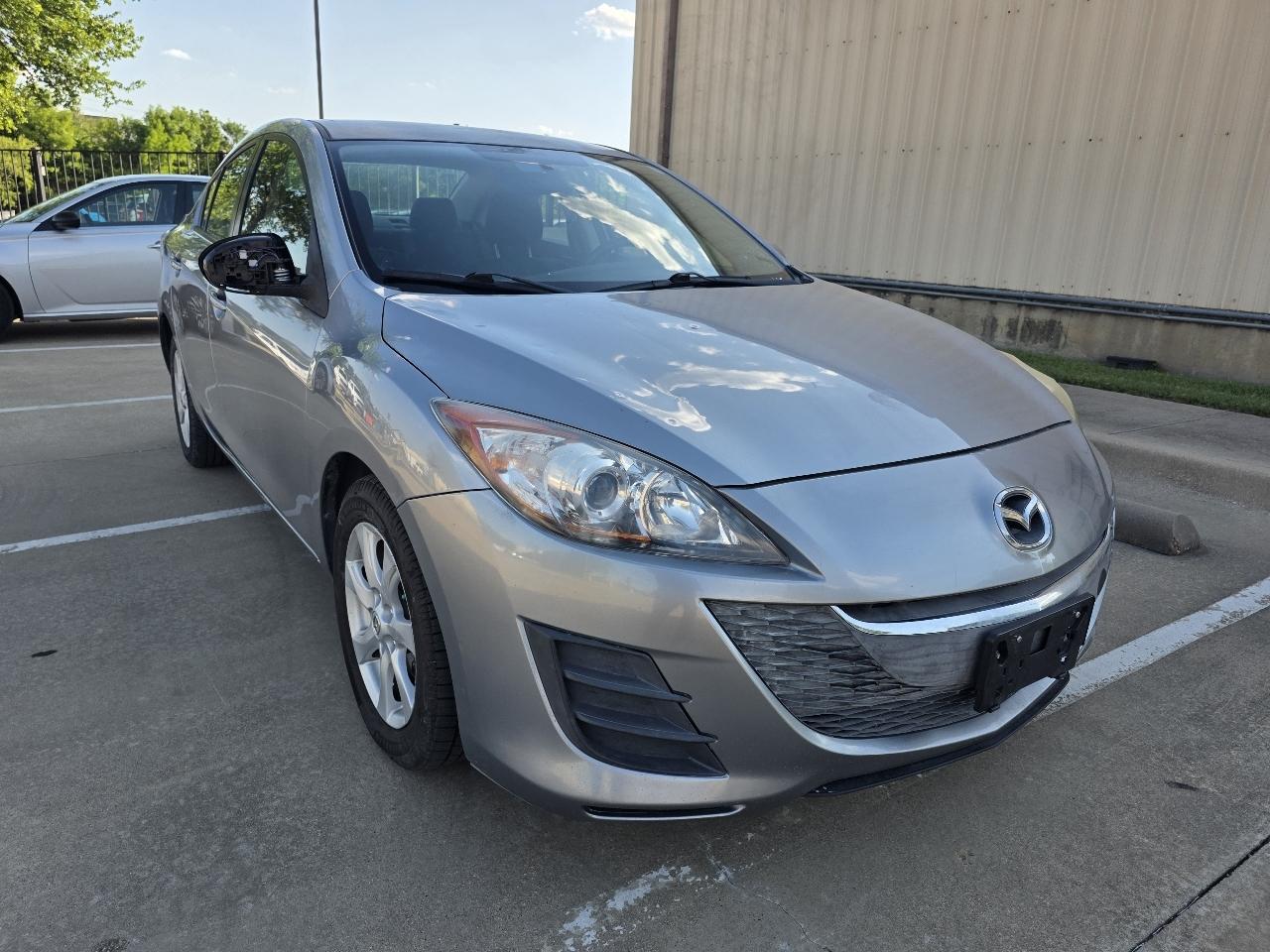 Mazda MAZDA3 i Touring 4-door 2010