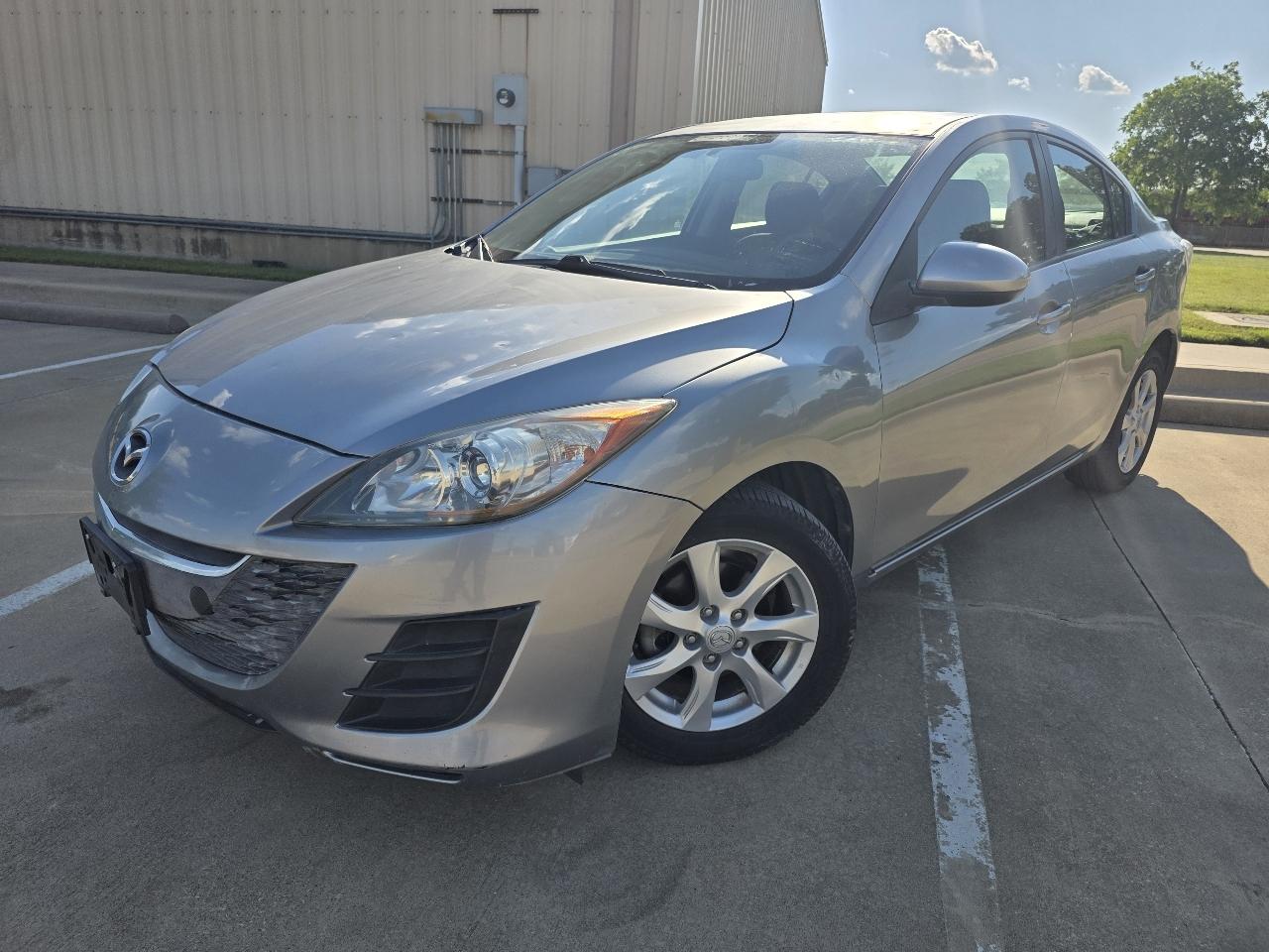 Mazda MAZDA3 i Touring 4-door 2010
