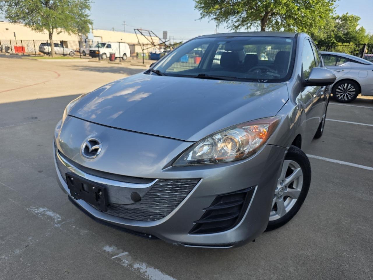 Mazda MAZDA3 i Touring 4-door 2010
