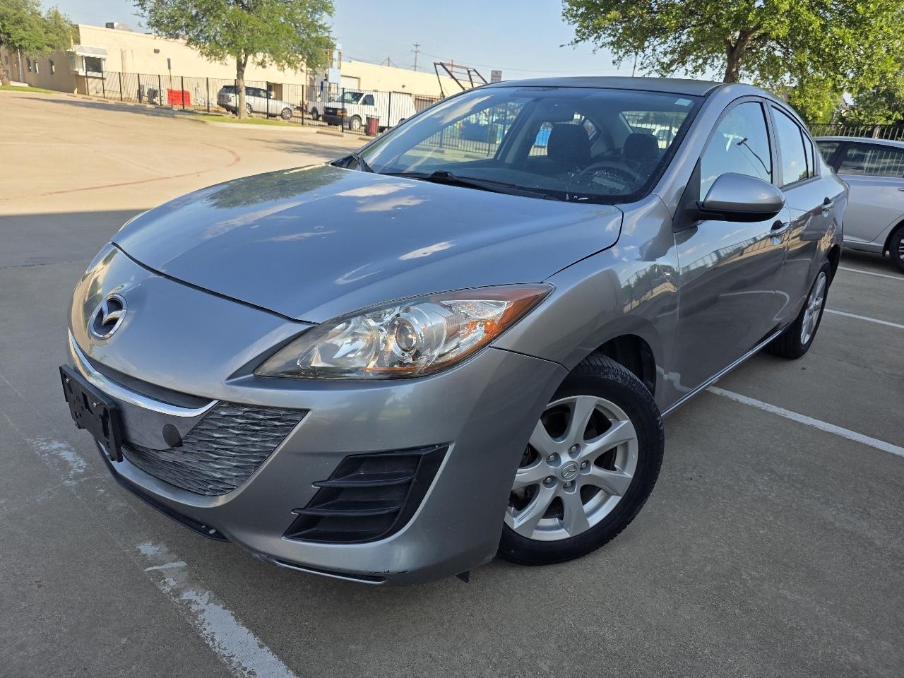 Mazda MAZDA3 i Touring 4-door 2010