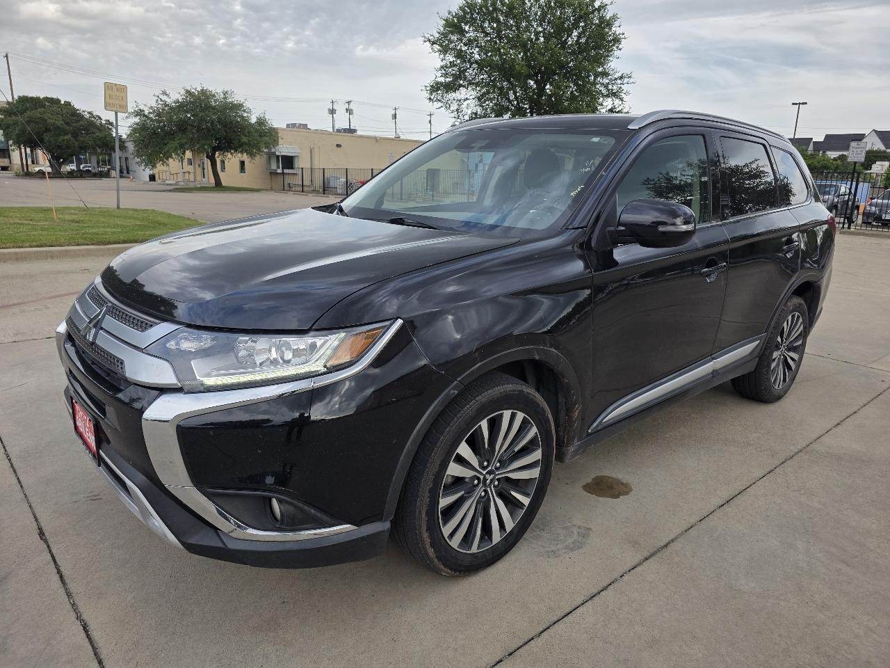 Mitsubishi Outlander SE 2WD 2020