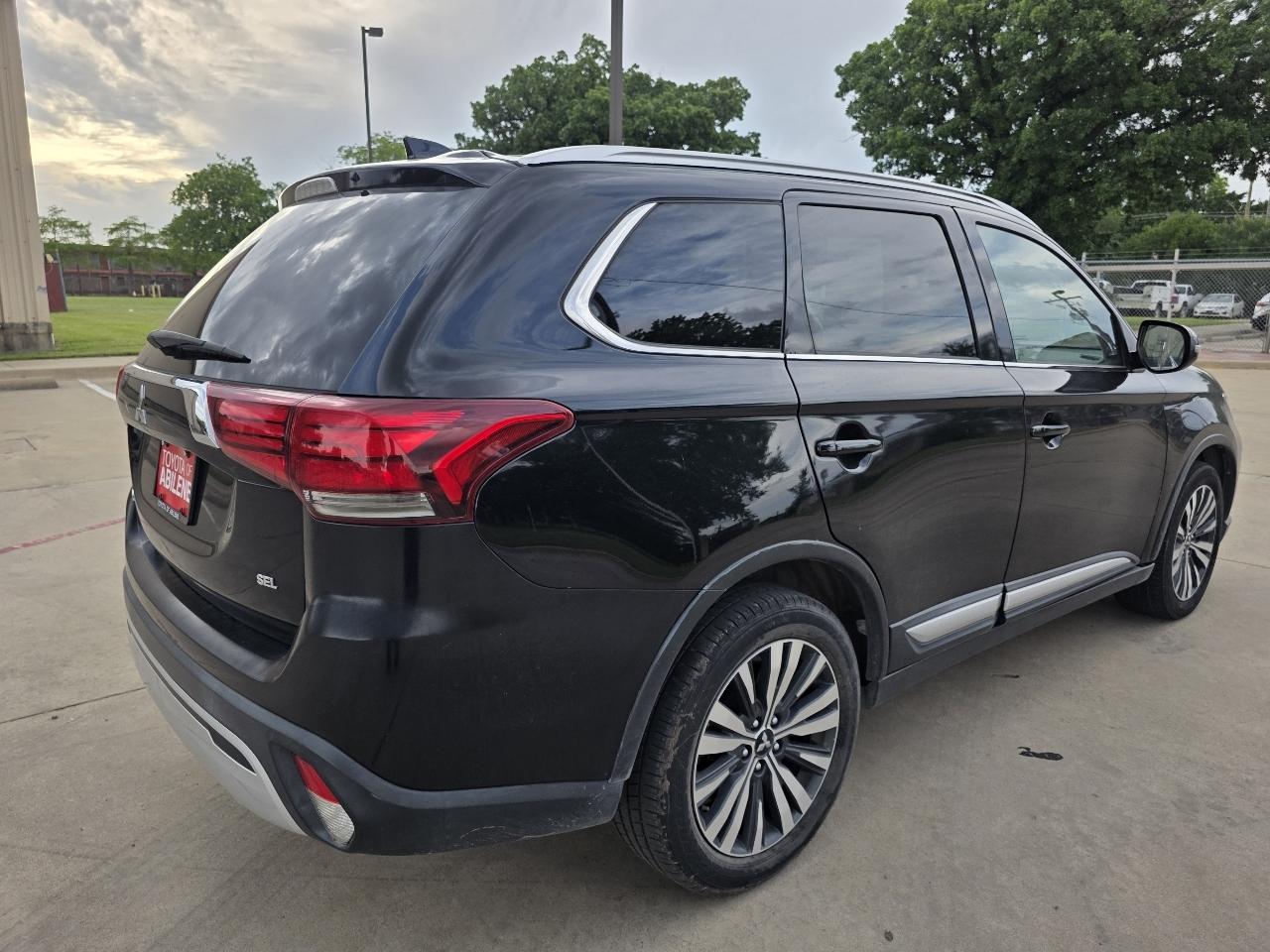 Mitsubishi Outlander SE 2WD 2020