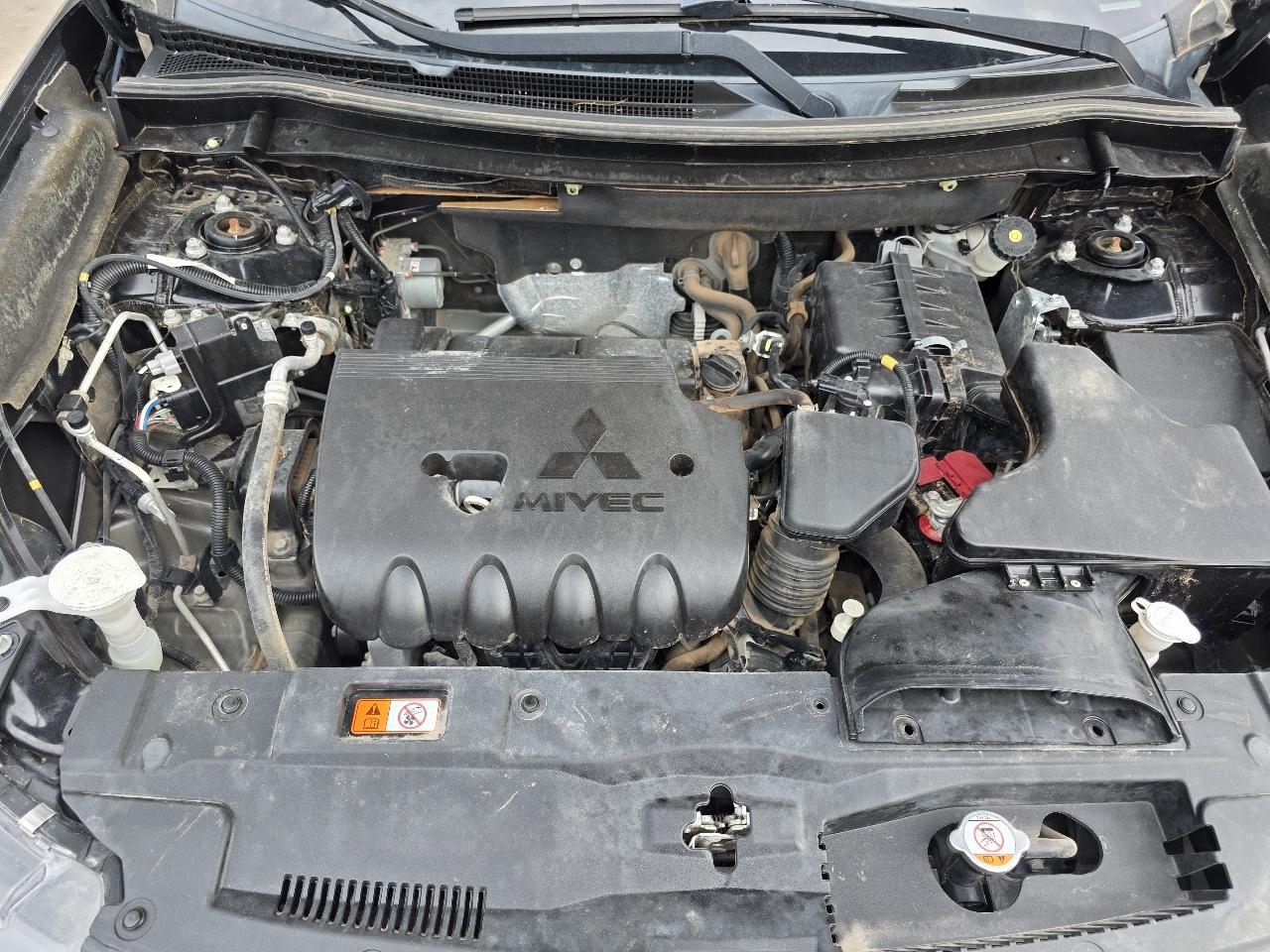 Mitsubishi Outlander SE 2WD 2020