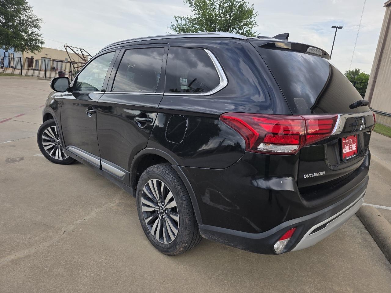 Mitsubishi Outlander SE 2WD 2020