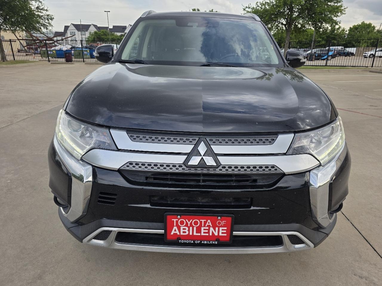Mitsubishi Outlander SE 2WD 2020