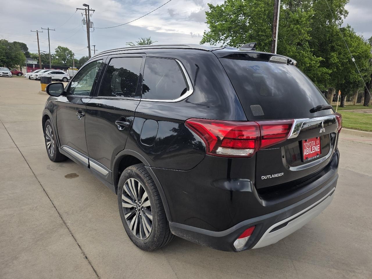 Mitsubishi Outlander SE 2WD 2020