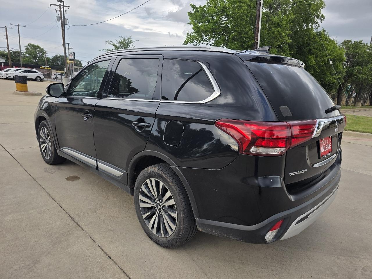 Mitsubishi Outlander SE 2WD 2020