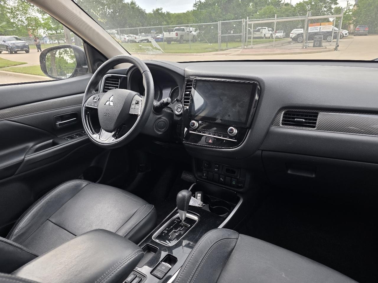 Mitsubishi Outlander SE 2WD 2020