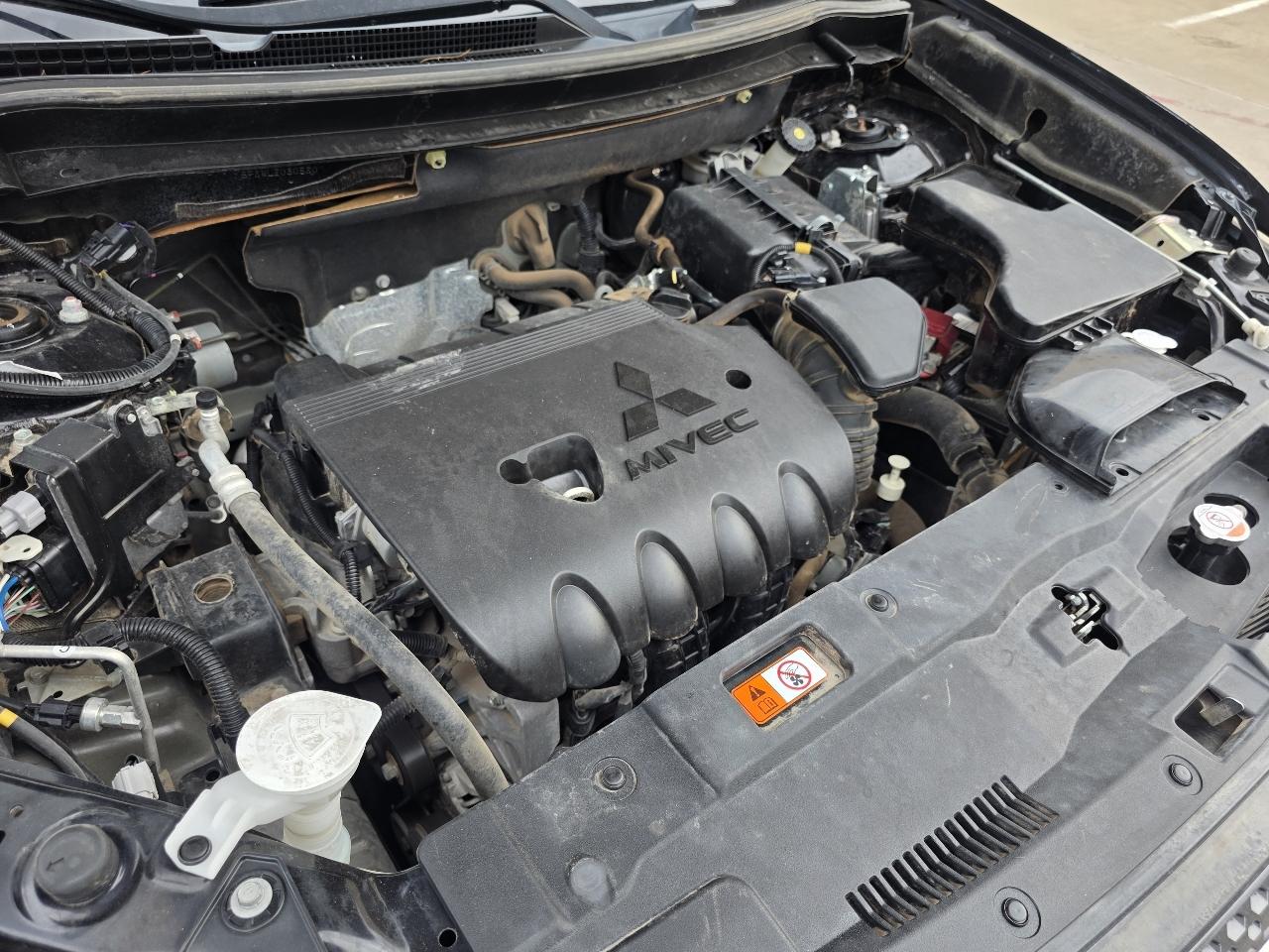Mitsubishi Outlander SE 2WD 2020