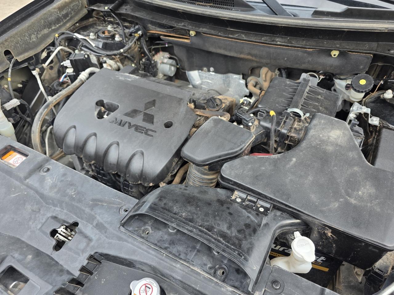 Mitsubishi Outlander SE 2WD 2020