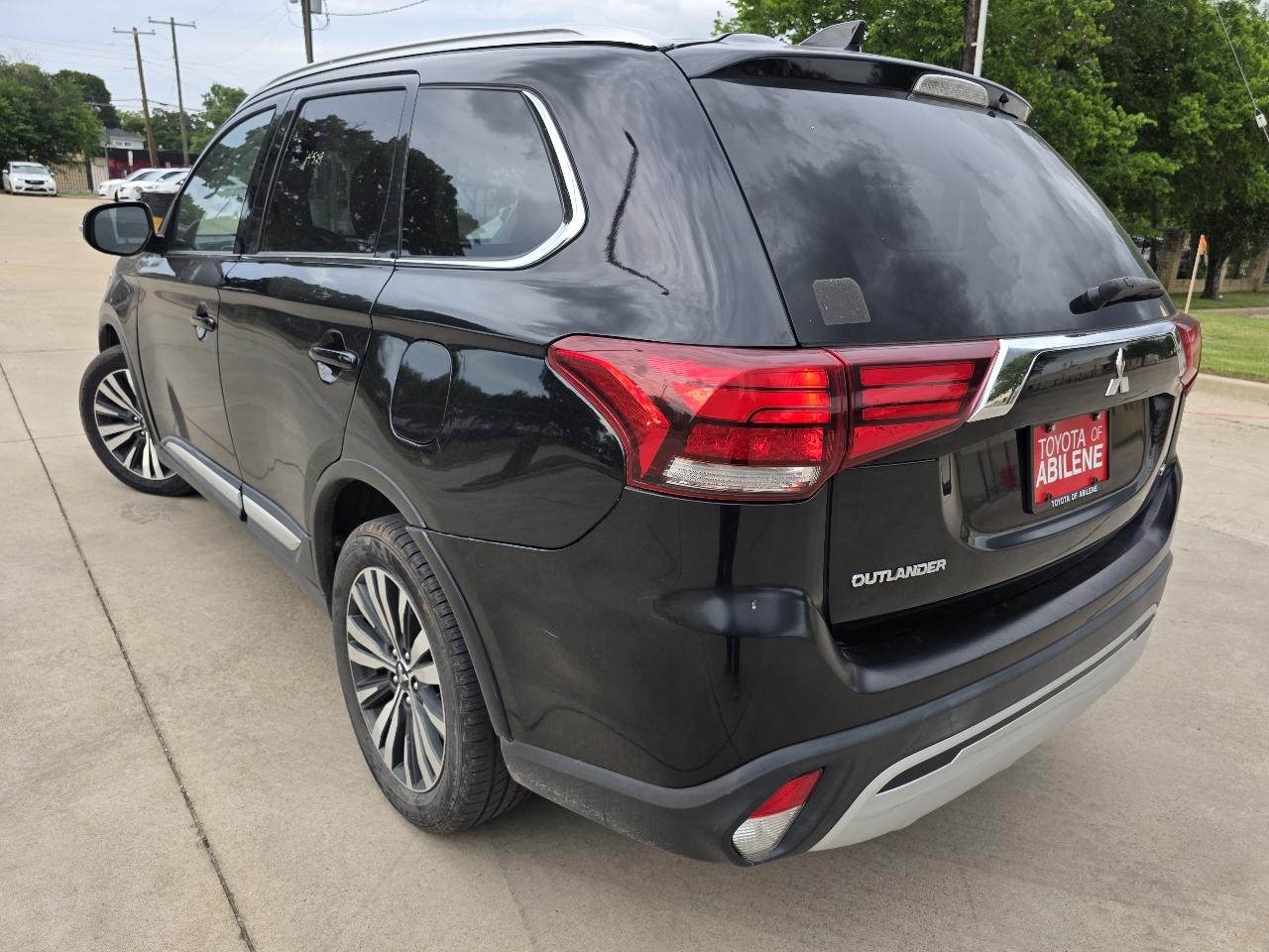 Mitsubishi Outlander SE 2WD 2020