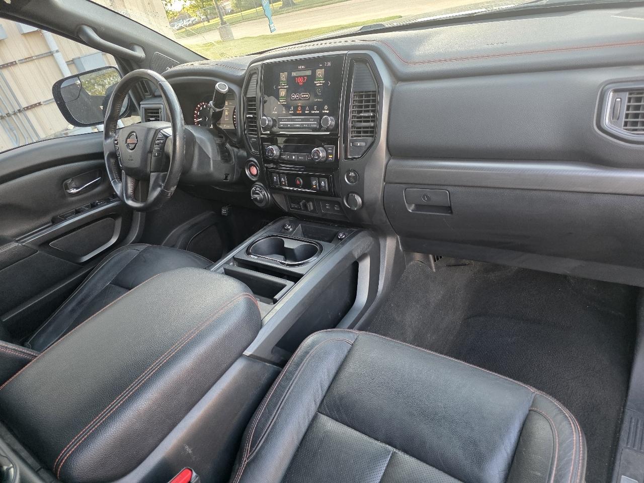 Nissan Titan Platinum Reserve Crew Cab 4WD 2020