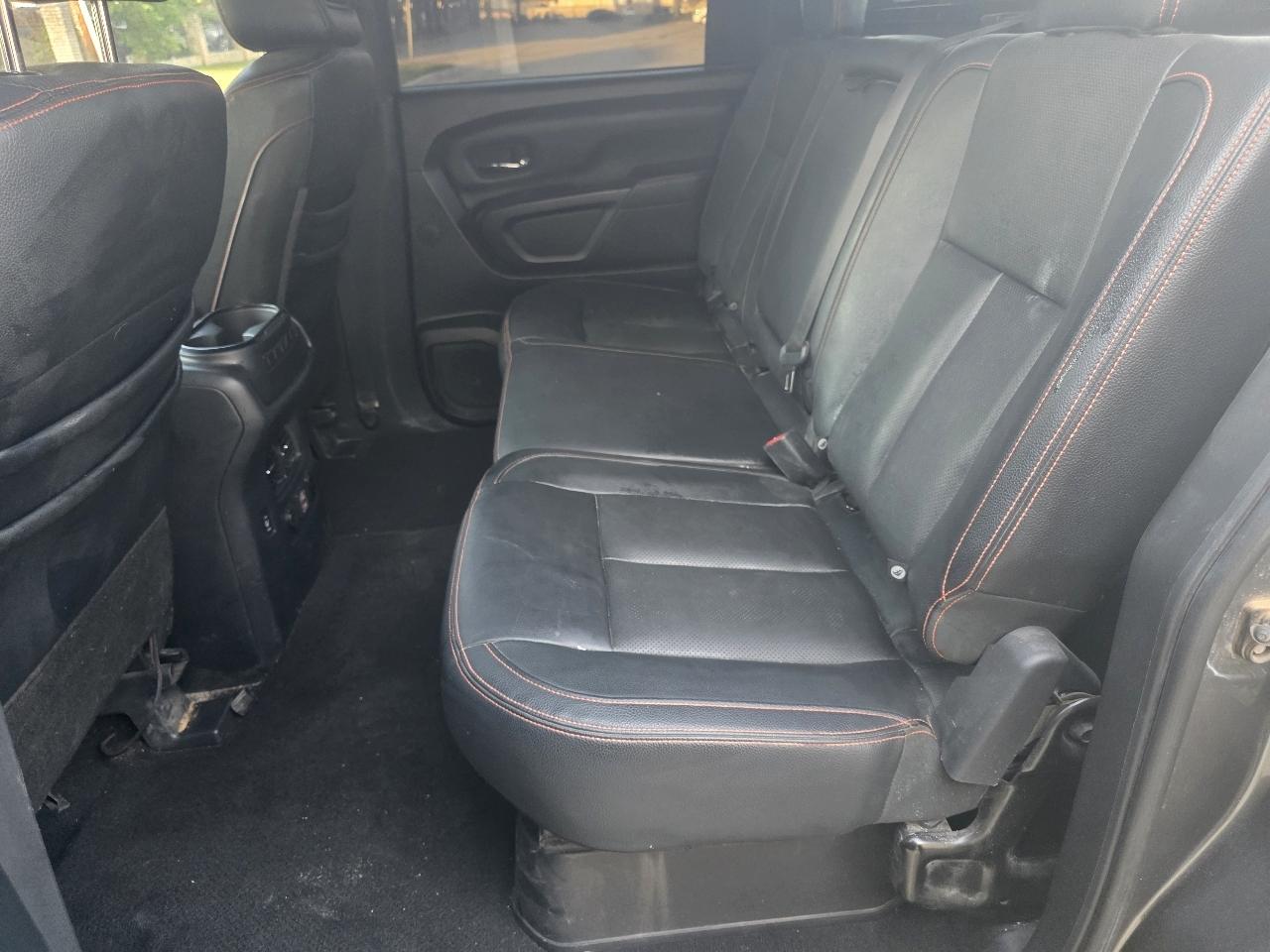 Nissan Titan Platinum Reserve Crew Cab 4WD 2020