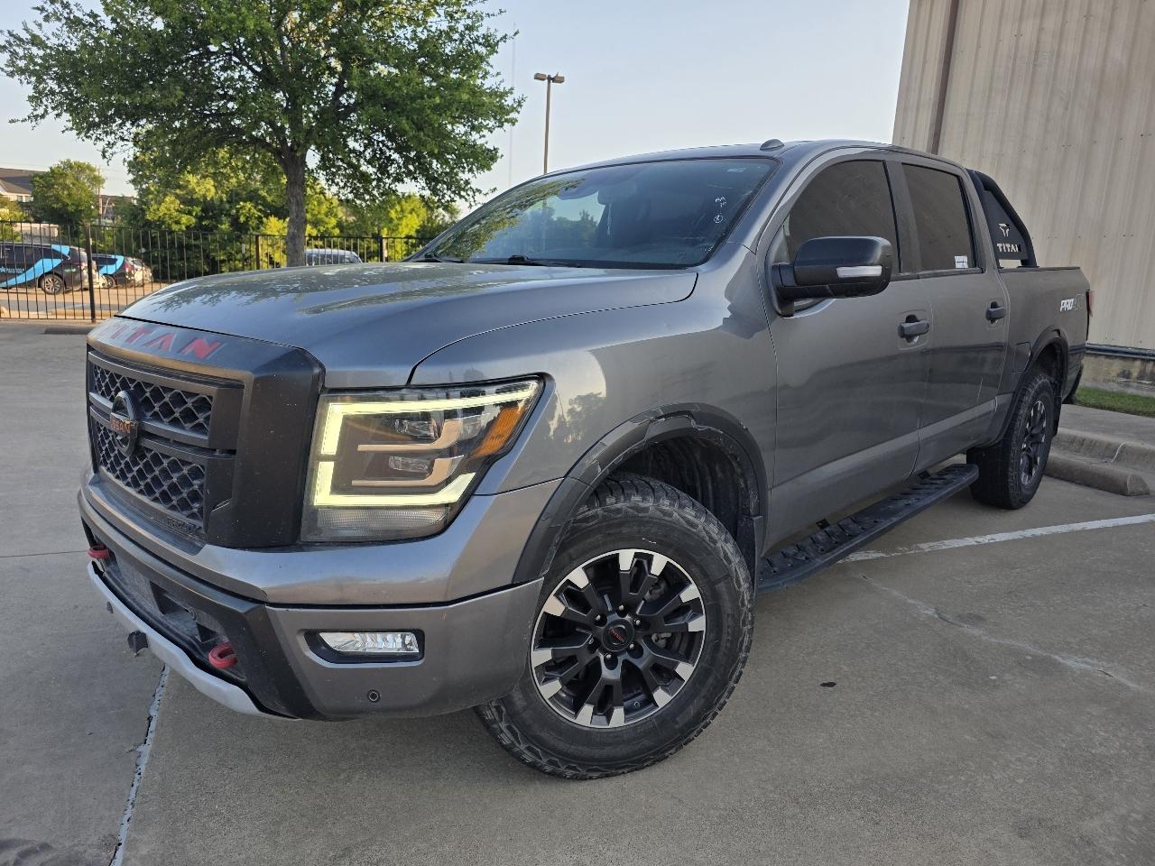 Nissan Titan Platinum Reserve Crew Cab 4WD 2020