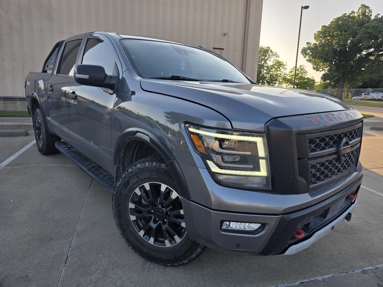 Nissan Titan Platinum Reserve Crew Cab 4WD 2020