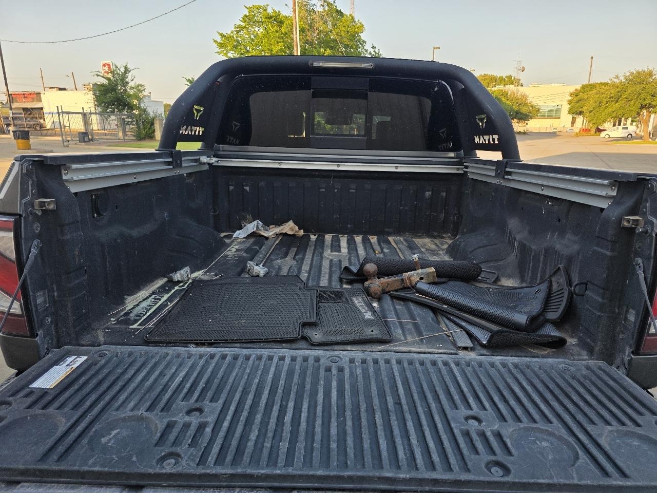 Nissan Titan Platinum Reserve Crew Cab 4WD 2020