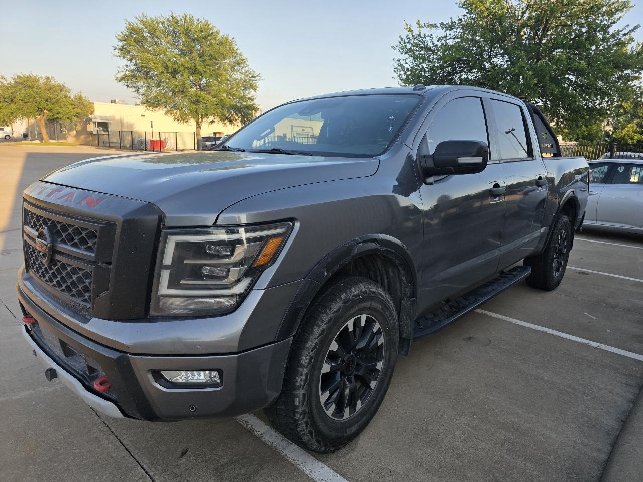 Nissan Titan Platinum Reserve Crew Cab 4WD 2020