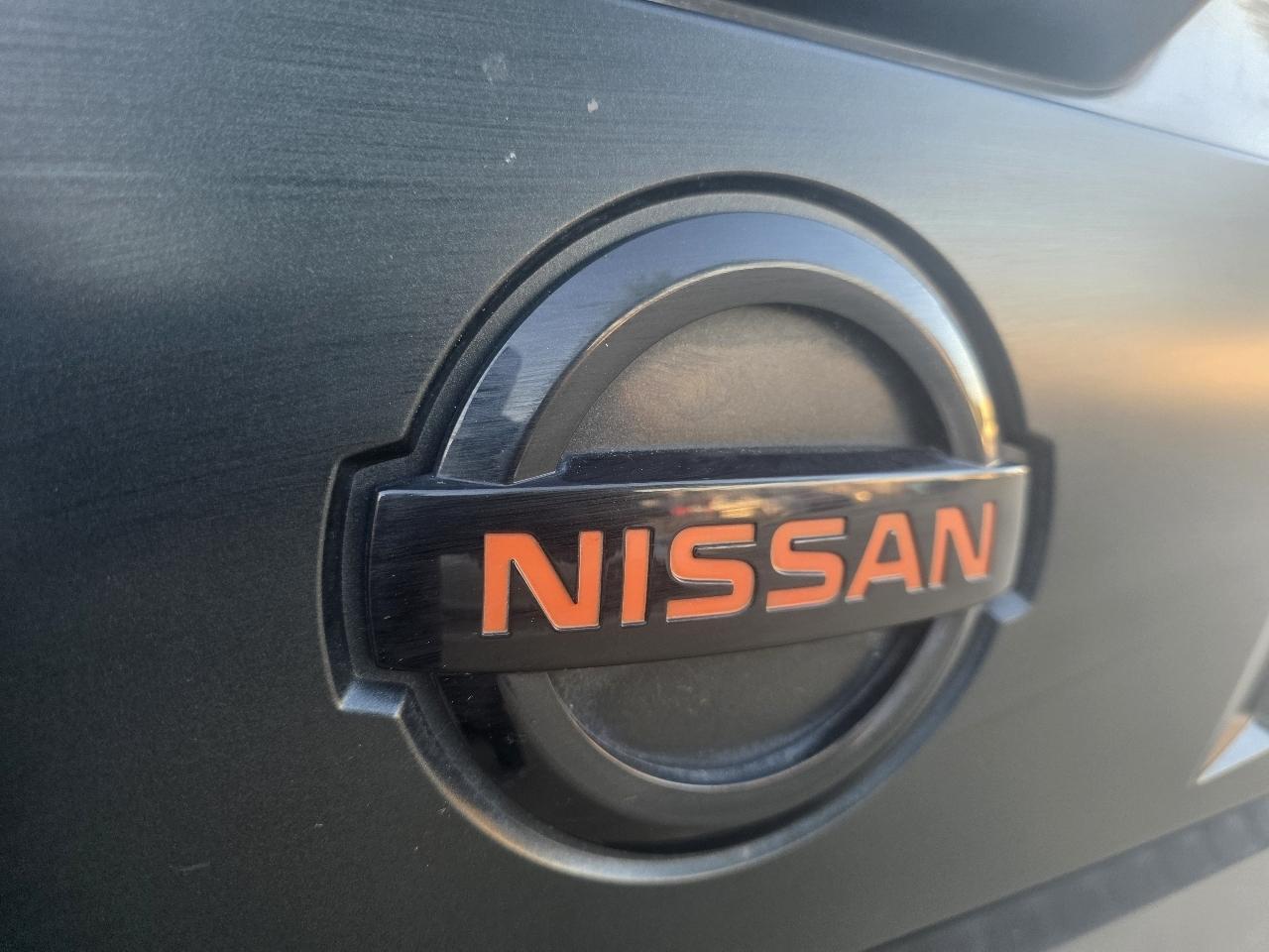 Nissan Titan Platinum Reserve Crew Cab 4WD 2020