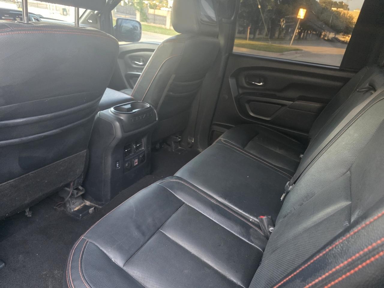 Nissan Titan Platinum Reserve Crew Cab 4WD 2020
