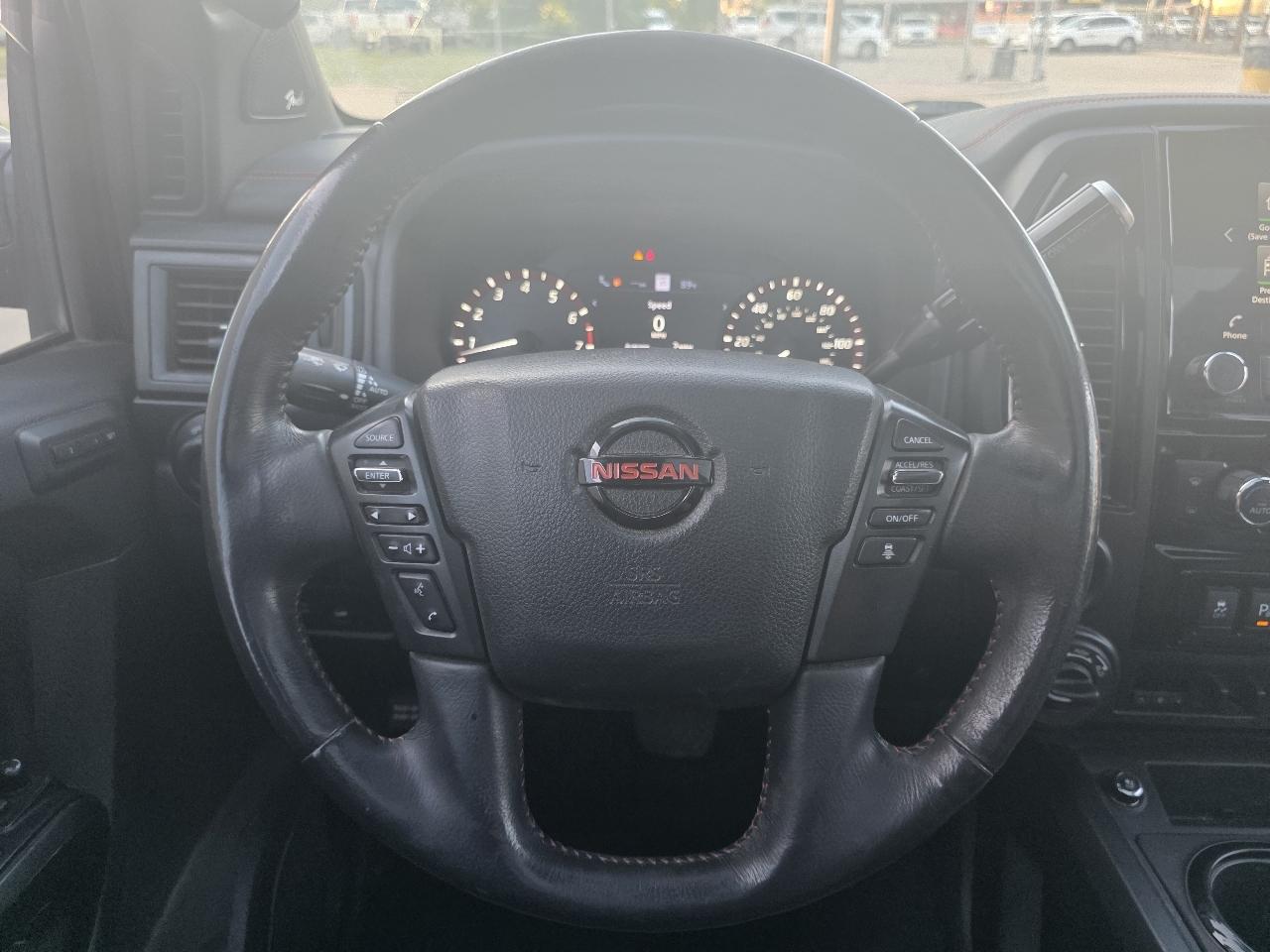 Nissan Titan Platinum Reserve Crew Cab 4WD 2020
