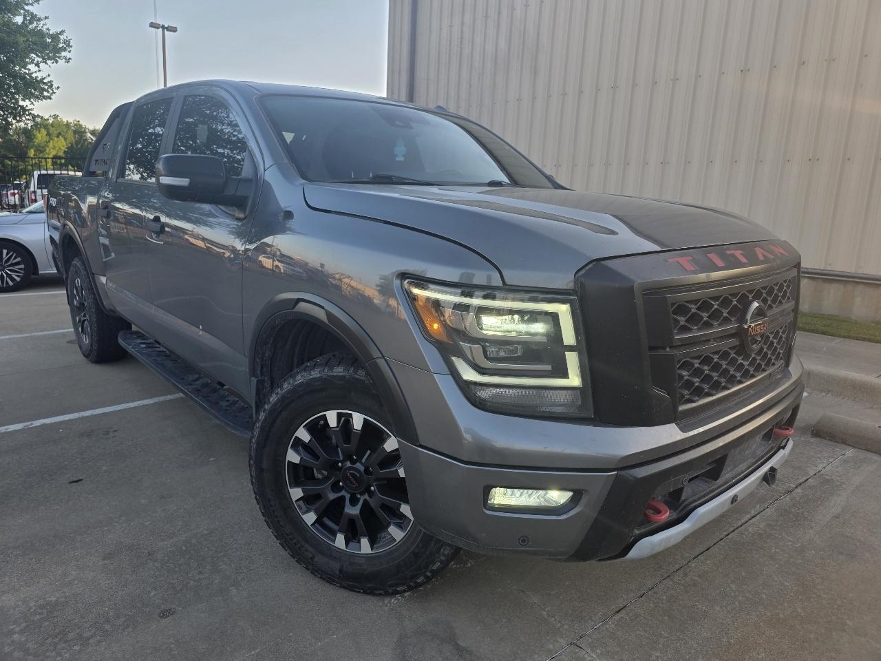 Nissan Titan Platinum Reserve Crew Cab 4WD 2020