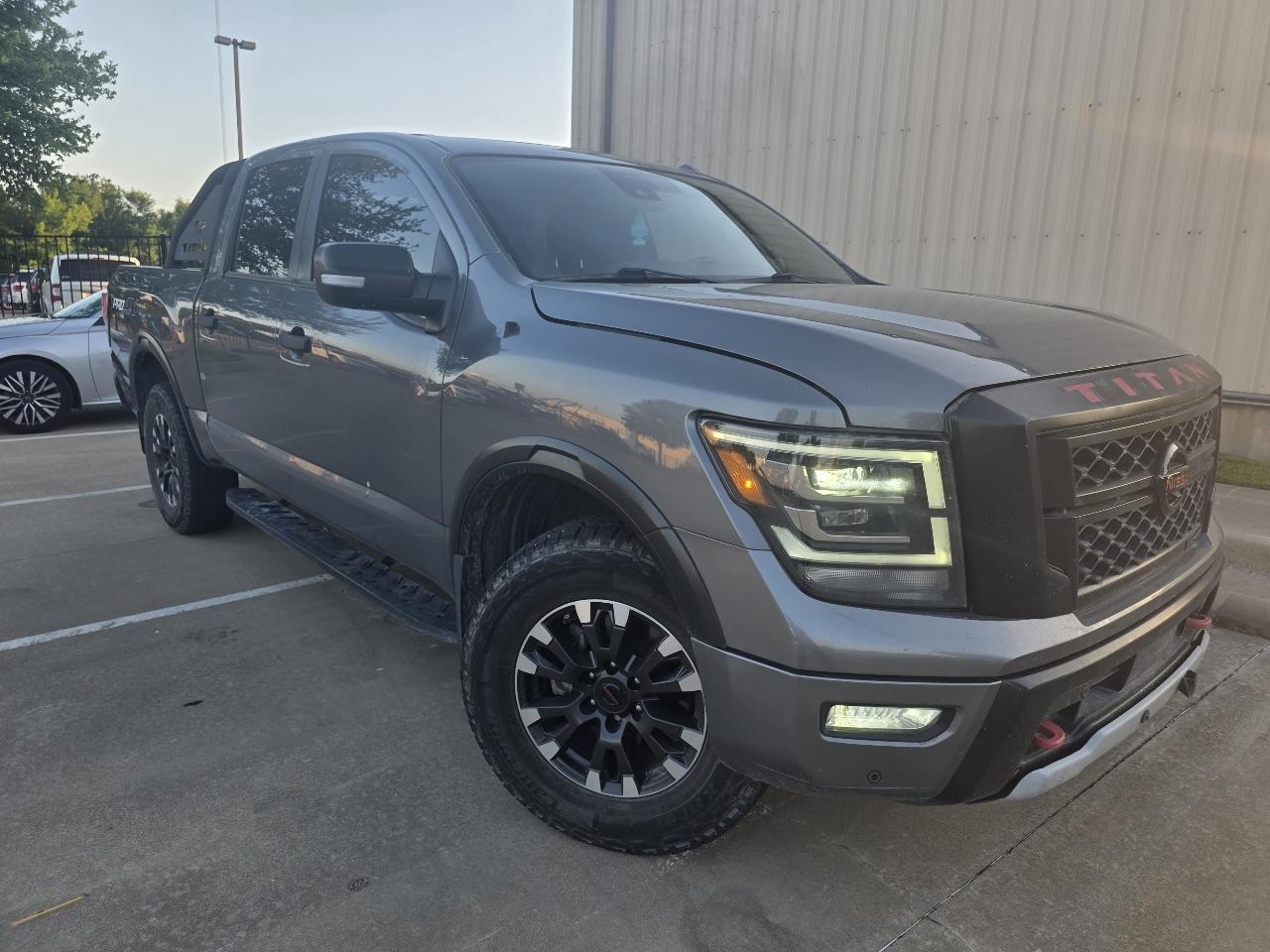 Nissan Titan Platinum Reserve Crew Cab 4WD 2020