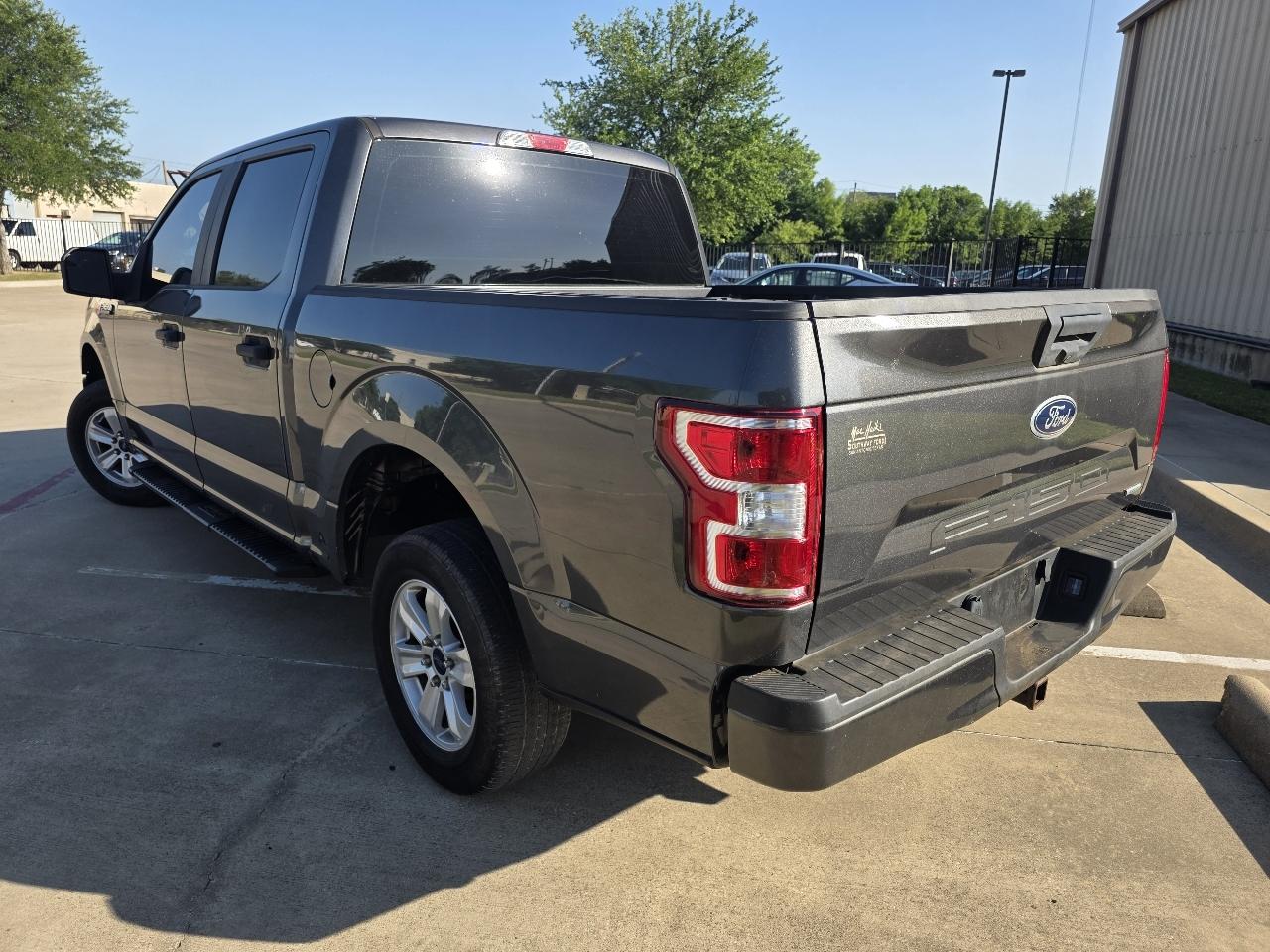 Ford F-150 2WD SuperCrew 145" STX 2019