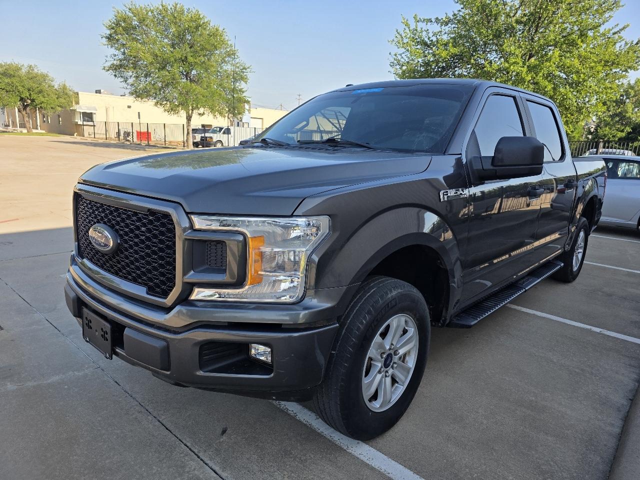 Ford F-150 2WD SuperCrew 145" STX 2019