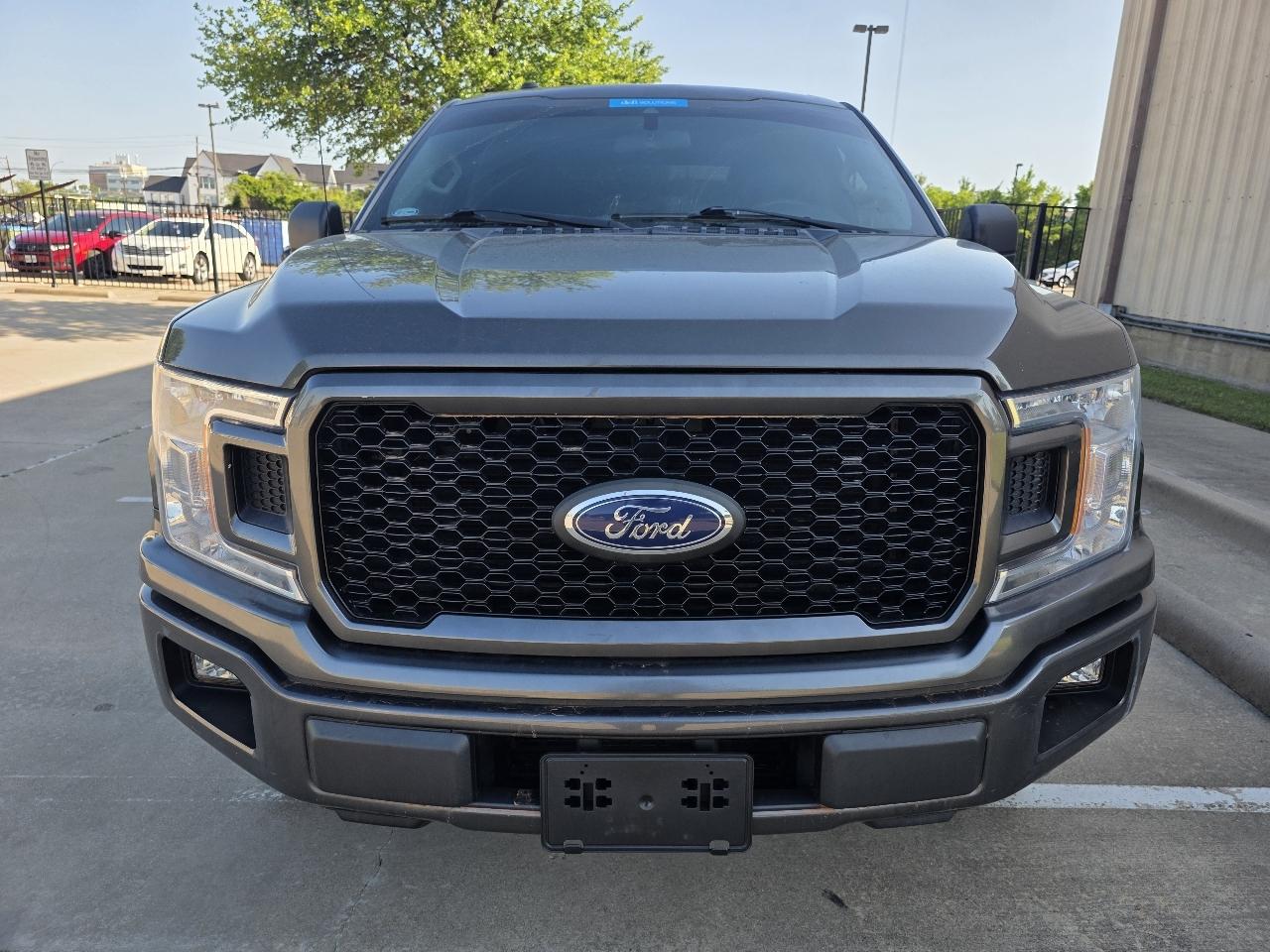 Ford F-150 2WD SuperCrew 145" STX 2019