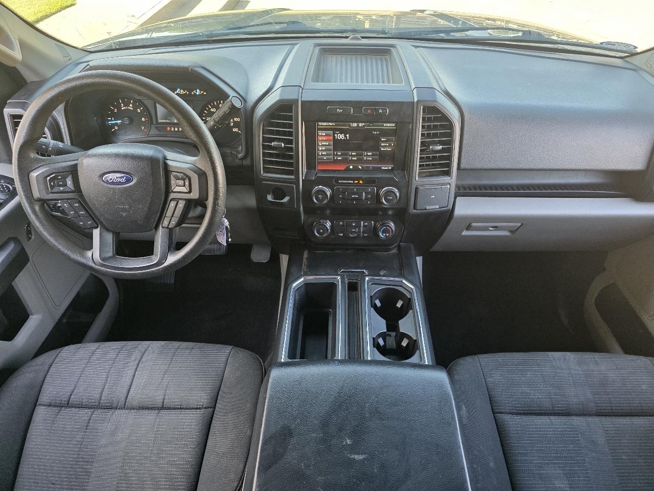 Ford F-150 2WD SuperCrew 145" STX 2019