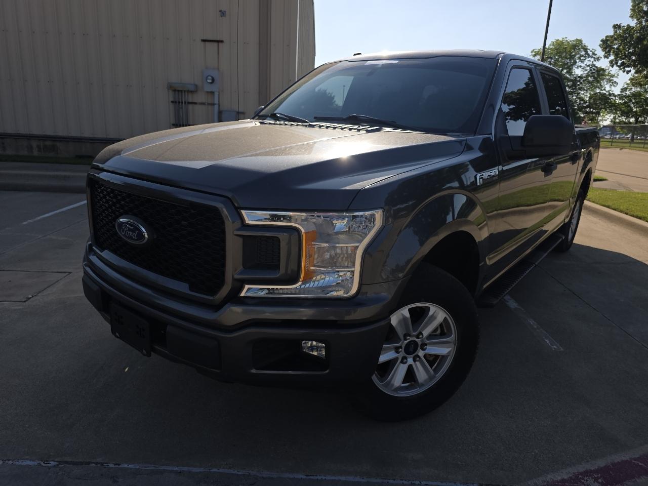 Ford F-150 2WD SuperCrew 145" STX 2019