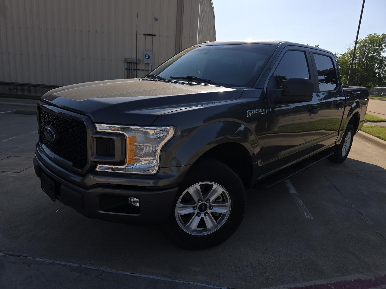 Ford F-150 2WD SuperCrew 145" STX 2019