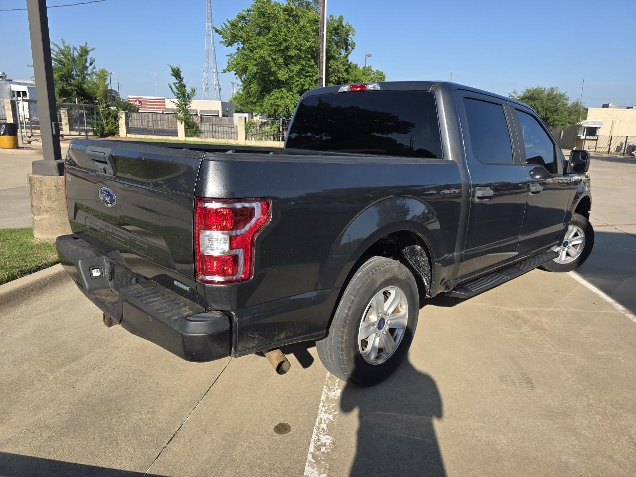 Ford F-150 2WD SuperCrew 145" STX 2019