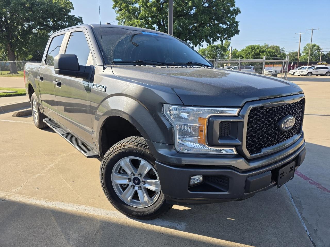 Ford F-150 2WD SuperCrew 145" STX 2019