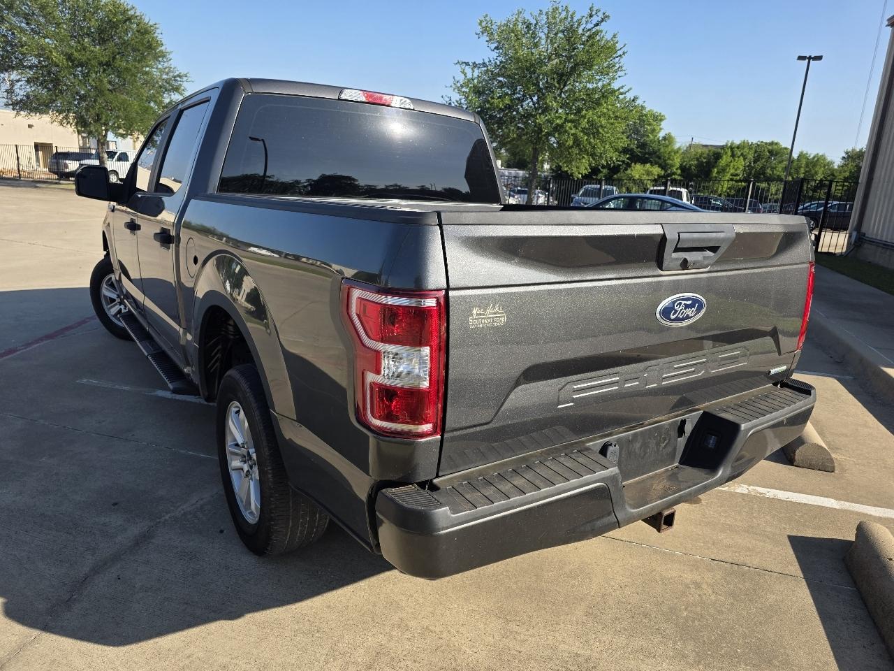 Ford F-150 2WD SuperCrew 145" STX 2019