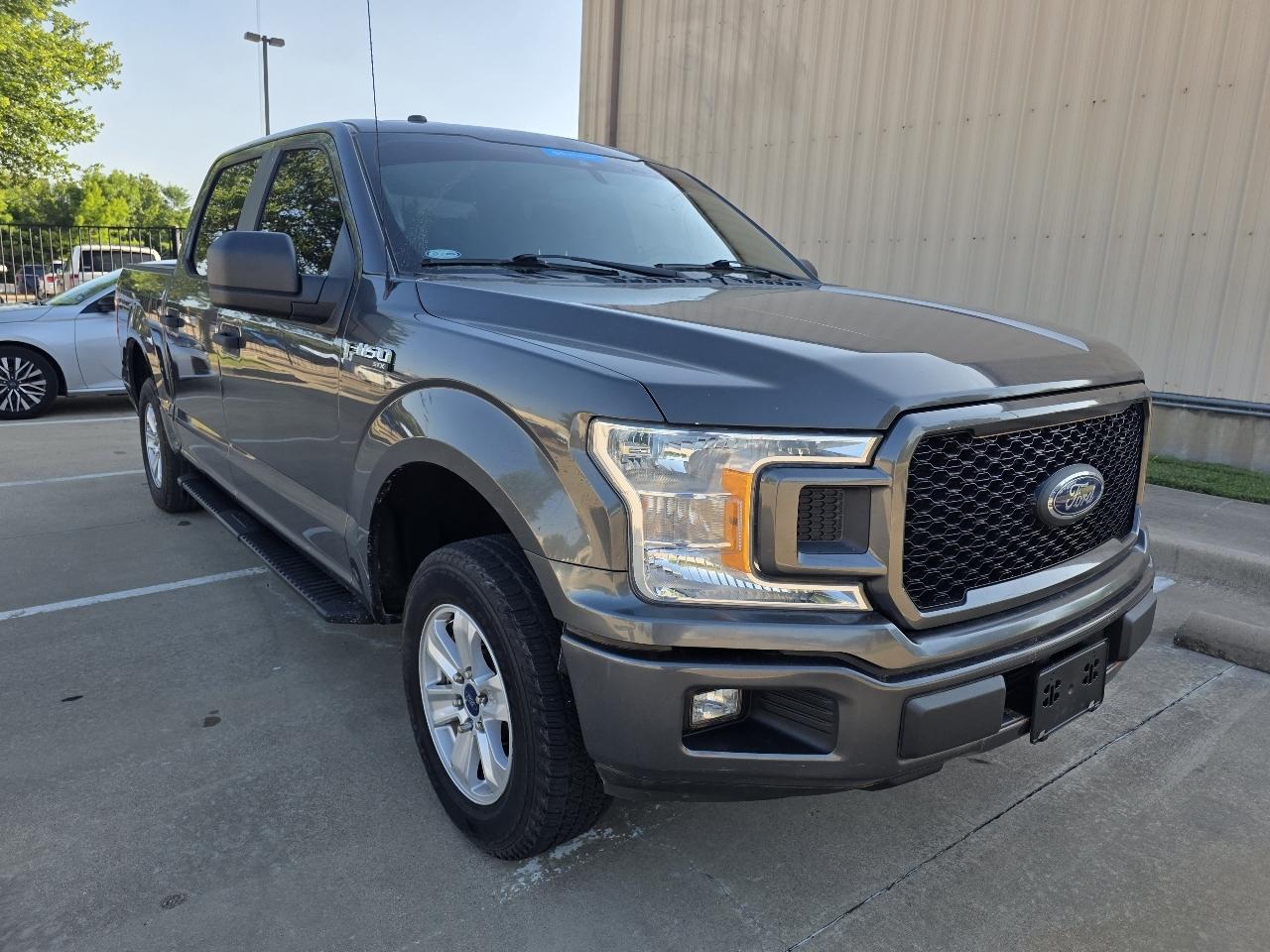 Ford F-150 2WD SuperCrew 145" STX 2019