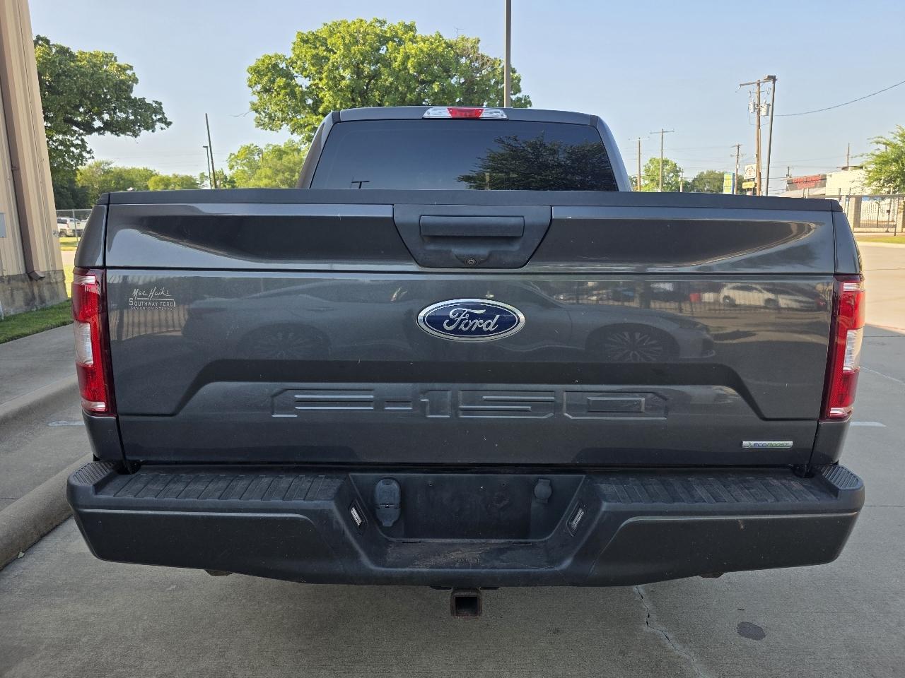 Ford F-150 2WD SuperCrew 145" STX 2019