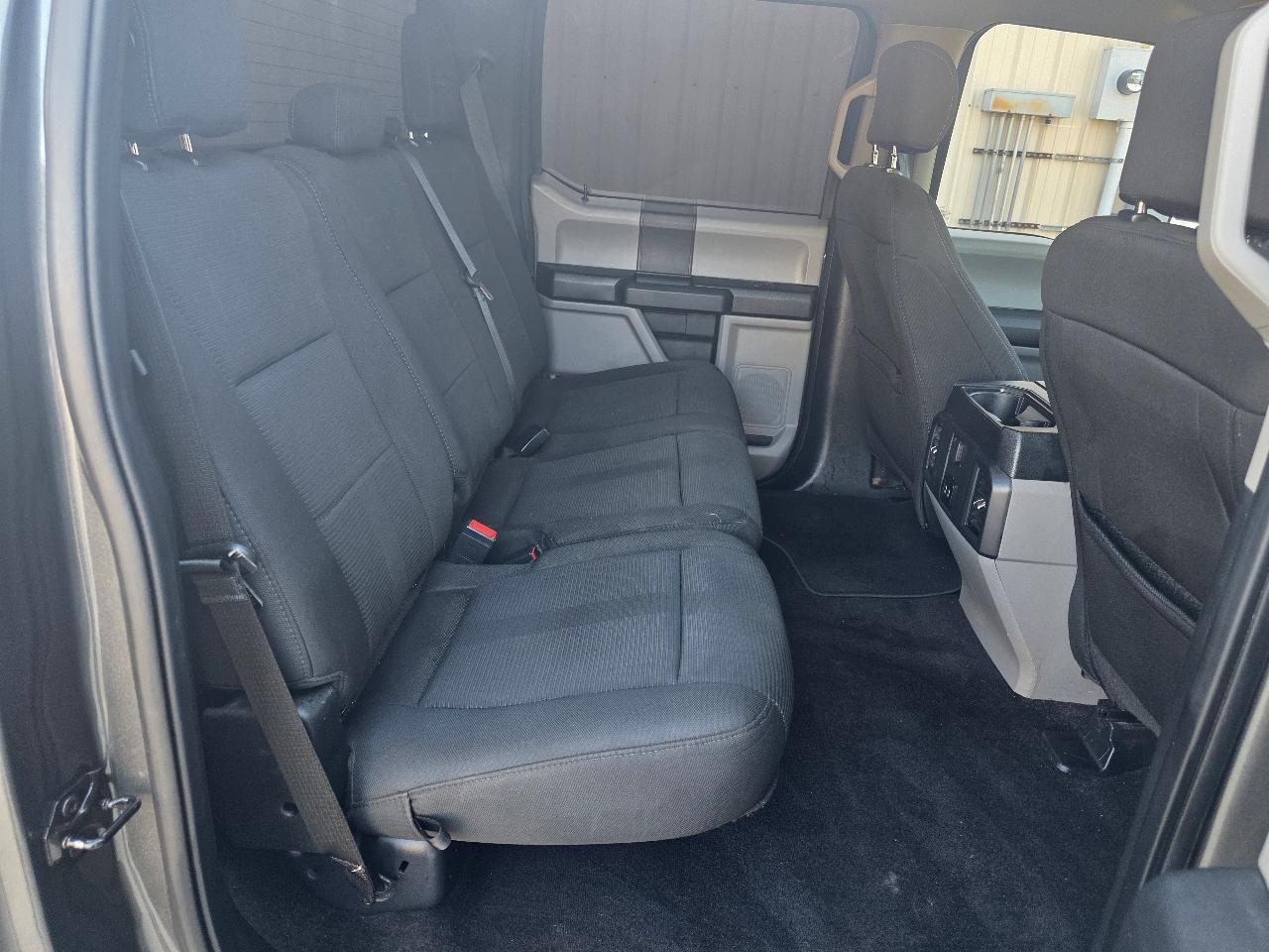 Ford F-150 2WD SuperCrew 145" STX 2019