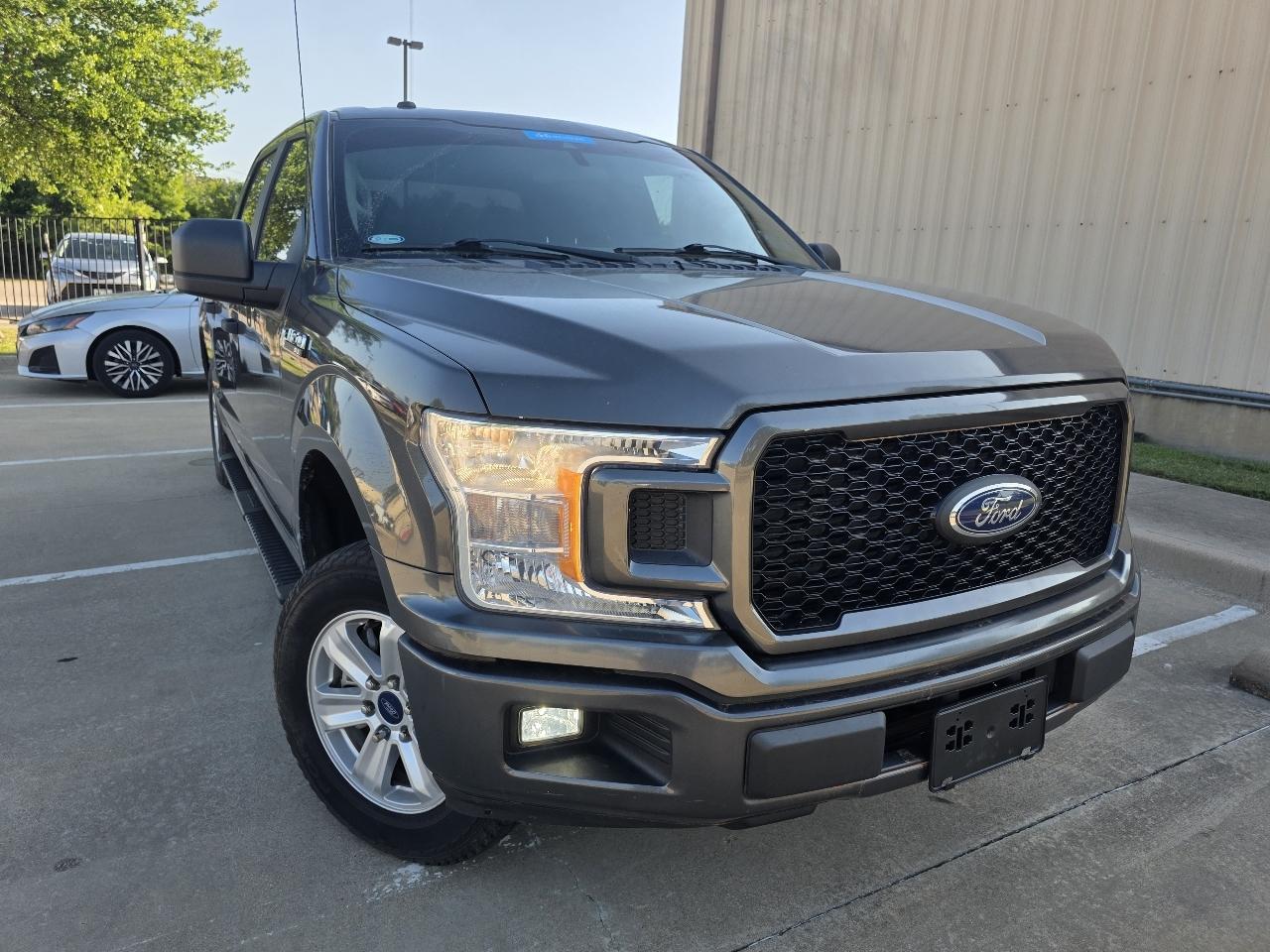 Ford F-150 2WD SuperCrew 145" STX 2019