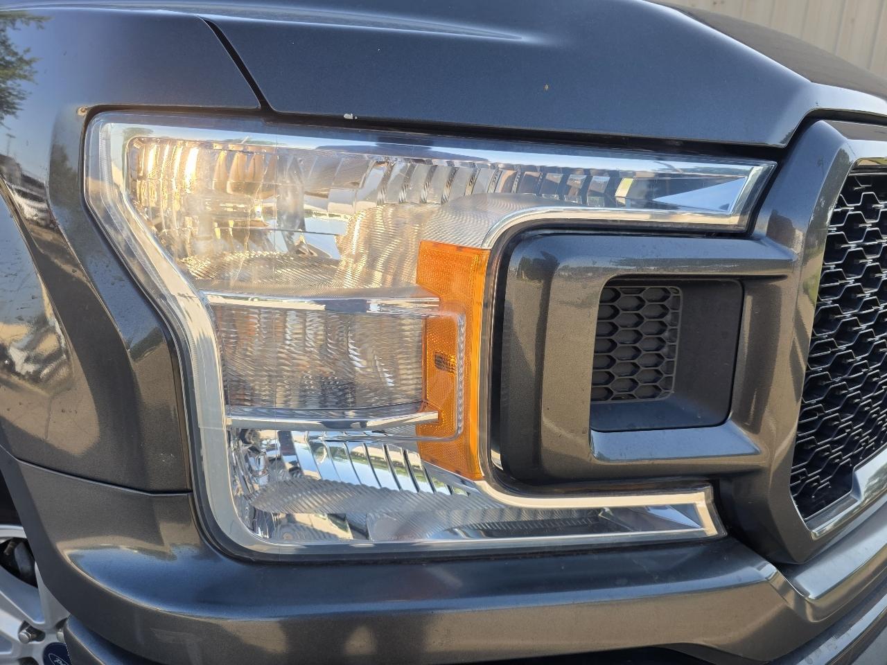 Ford F-150 2WD SuperCrew 145" STX 2019