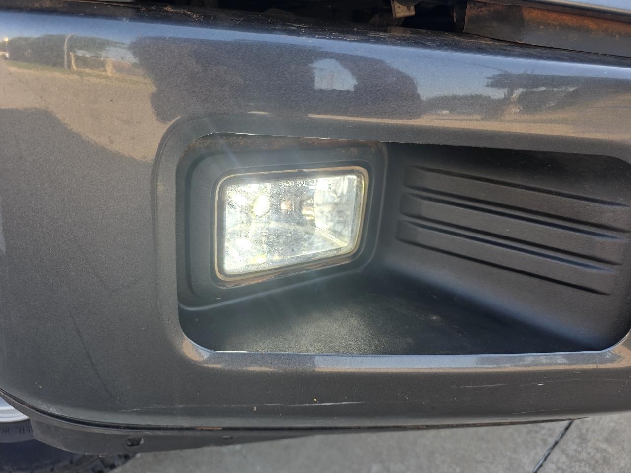 Ford F-150 2WD SuperCrew 145" STX 2019