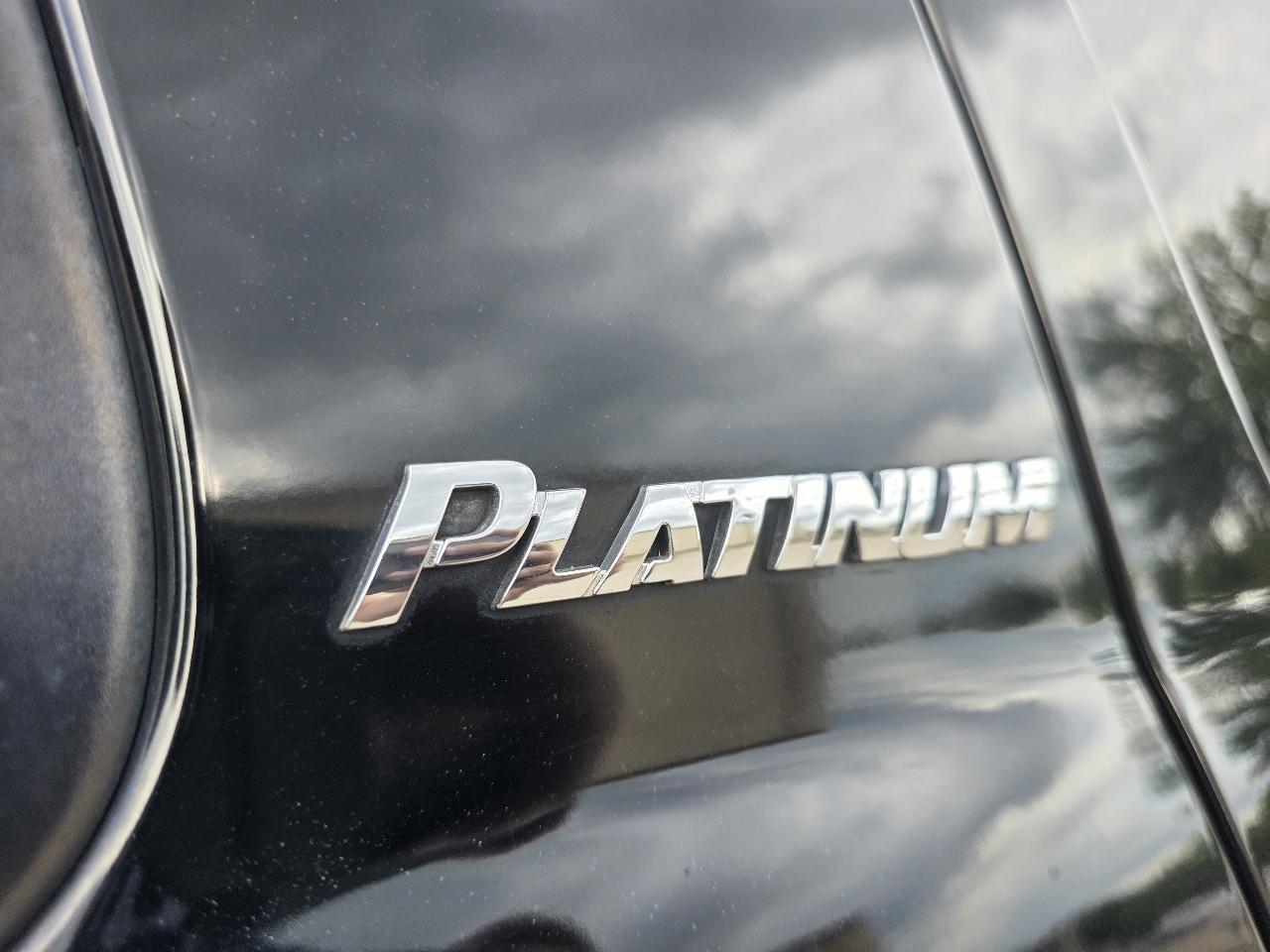 Toyota Sequoia Platinum 2WD 2008