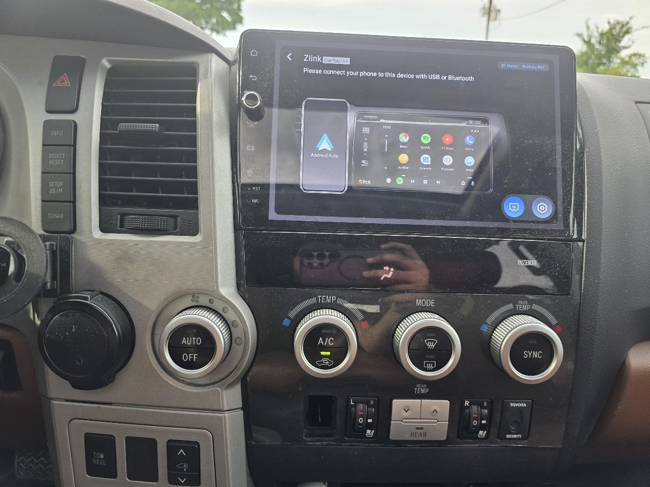 Toyota Sequoia Platinum 2WD 2008