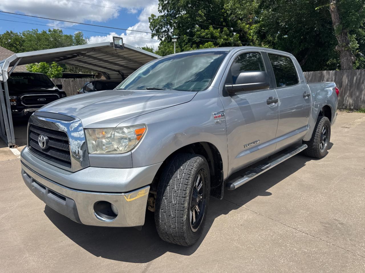 Toyota Tundra SR5 CrewMax 5.7L 2WD 2008