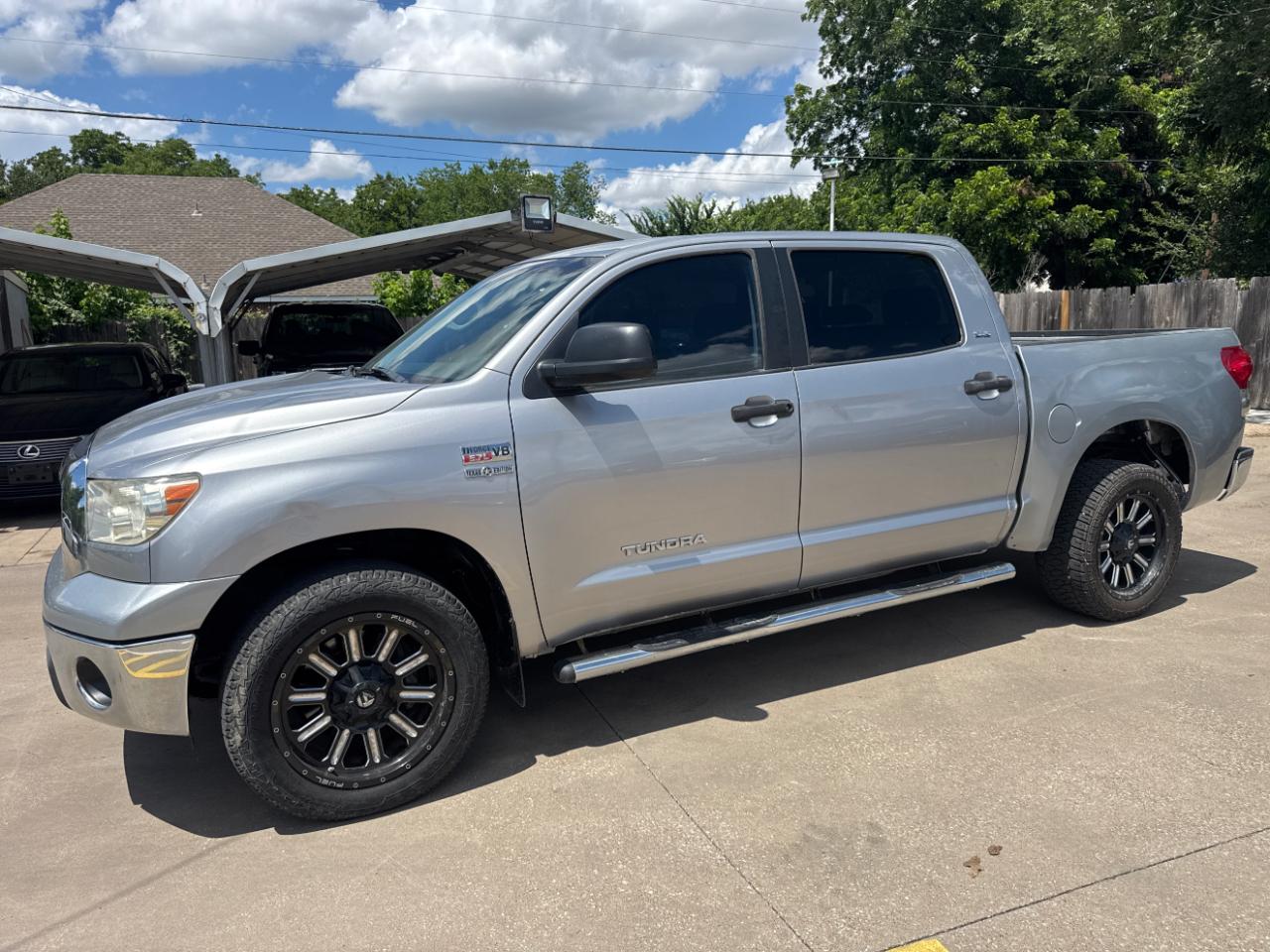 Toyota Tundra SR5 CrewMax 5.7L 2WD 2008